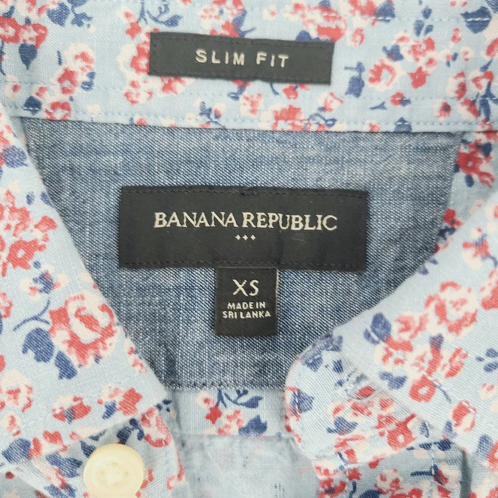 Banana Republic Slim Fit Floral Button Down Short Sleeve Shirt Men's XS Blue Red